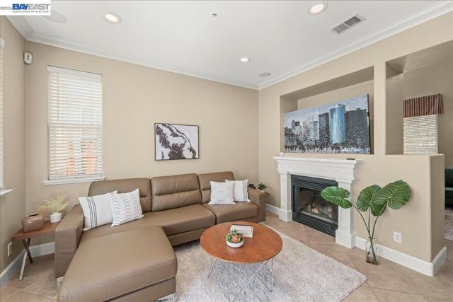 107 Limestone Cmn, Livermore, CA 94550