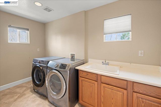 107 Limestone Cmn, Livermore, CA 94550