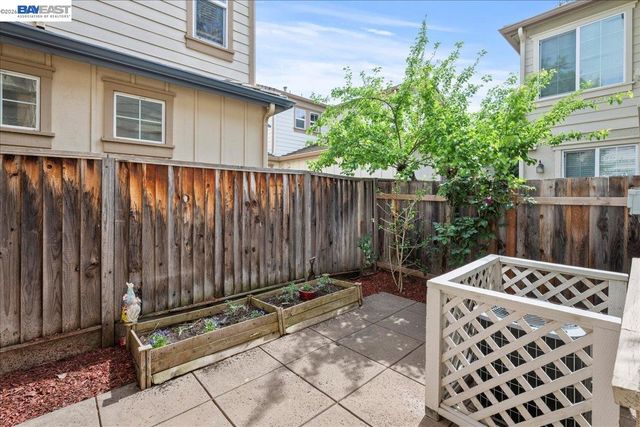 107 Limestone Cmn, Livermore, CA 94550