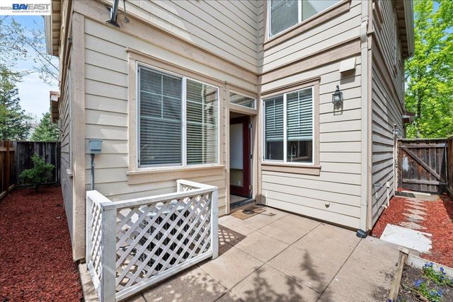 107 Limestone Cmn, Livermore, CA 94550