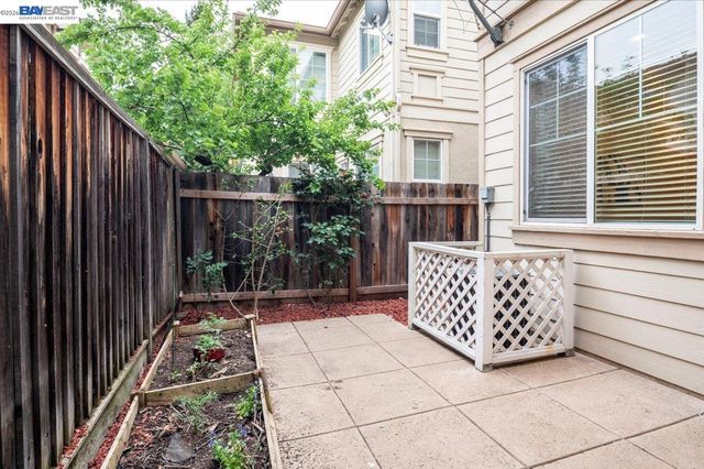 107 Limestone Cmn, Livermore, CA 94550