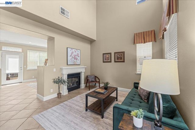 107 Limestone Cmn, Livermore, CA 94550