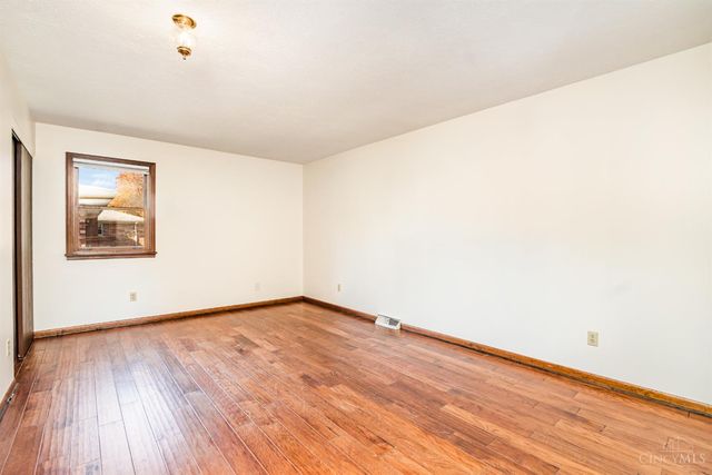 694 Buff Court, Springfield Twp., OH 45231