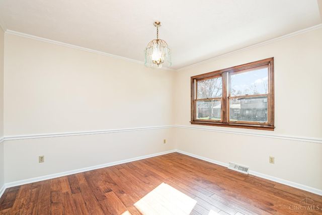 694 Buff Court, Springfield Twp., OH 45231