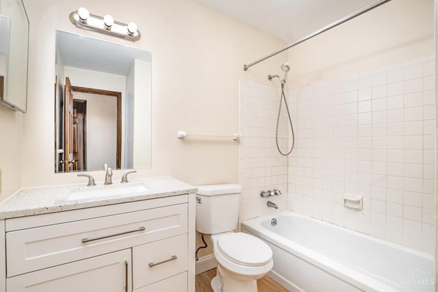 694 Buff Court, Springfield Twp., OH 45231