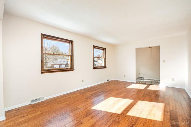 694 Buff Court, Springfield Twp., OH 45231