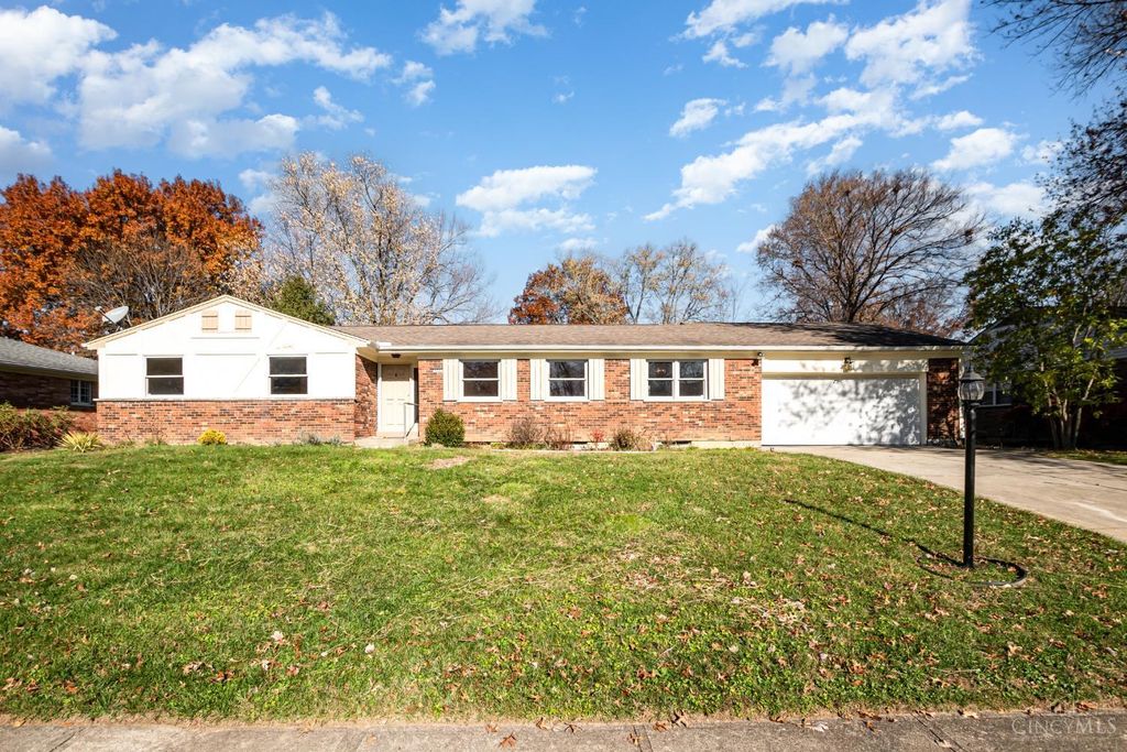 694 Buff Court, Springfield Twp., OH 45231