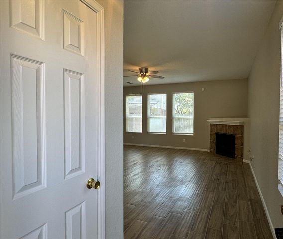 19543 Clevera Walk Lane, Houston, TX 77084