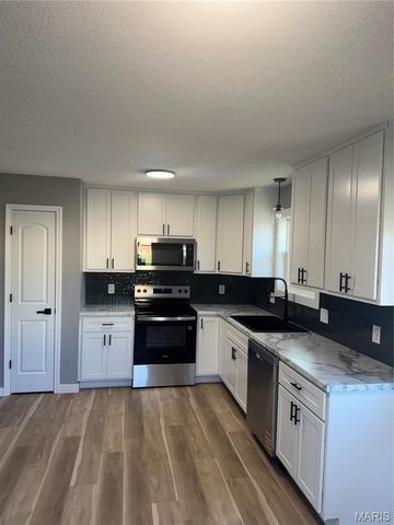 902 Glencoe, Park Hills, MO 63601