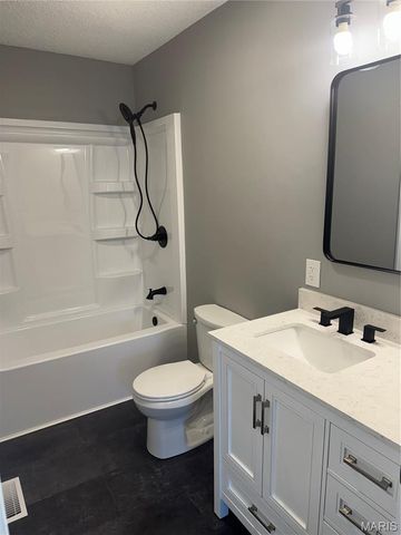 902 Glencoe, Park Hills, MO 63601