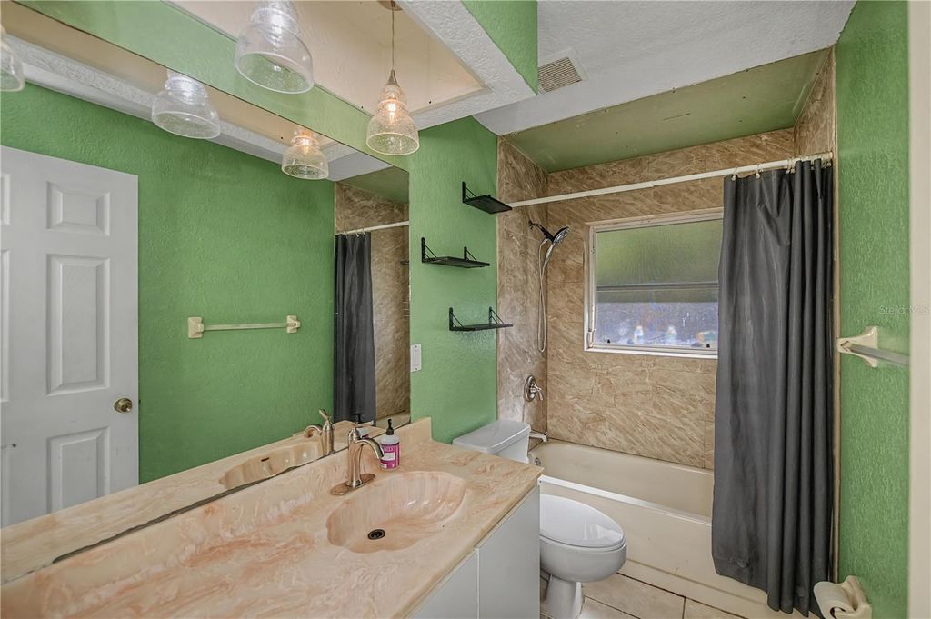 Image 30 of property listing at 18020 OHARA DRIVE, Port Charlotte, FL 33948