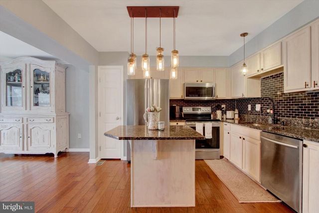 192 RIDGE VIEW LN, Hanover, PA 17331