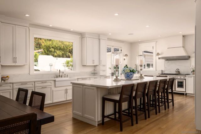 212 Quince St, San Diego, CA 92103