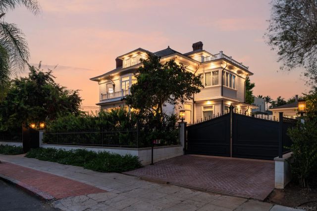 212 Quince St, San Diego, CA 92103