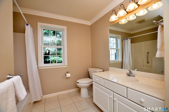 213 Kenswick Lane 213, Windsor, CT 06095