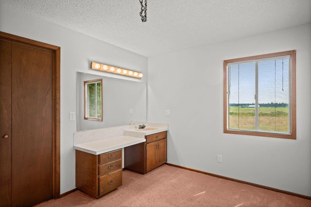 4796 W Gibson Dahl Rd, Clayton, WA 99110