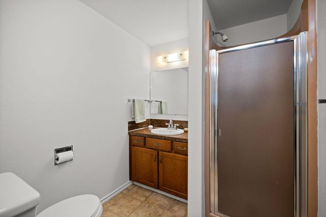 4796 W Gibson Dahl Rd, Clayton, WA 99110