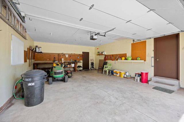 4796 W Gibson Dahl Rd, Clayton, WA 99110