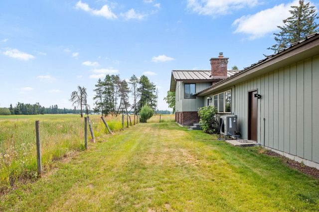 4796 W Gibson Dahl Rd, Clayton, WA 99110