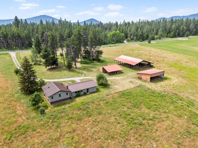 4796 W Gibson Dahl Rd, Clayton, WA 99110