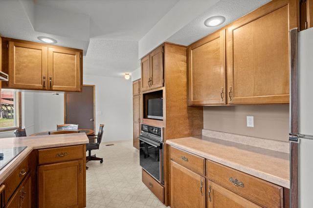 4796 W Gibson Dahl Rd, Clayton, WA 99110