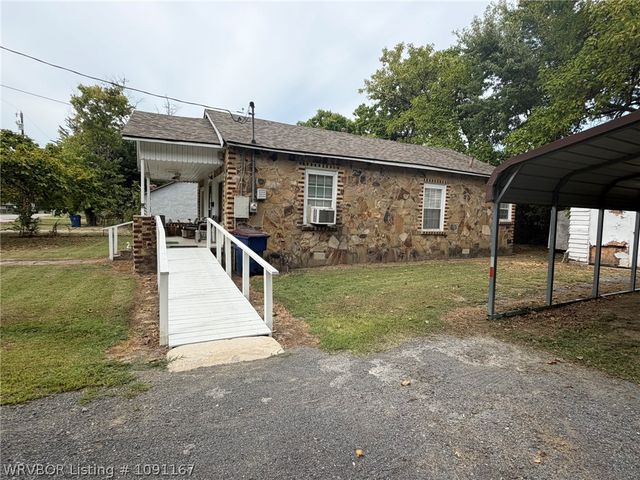 5123 S 24th Street, Fort Smith, AR 72901
