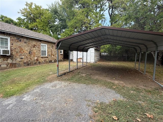 5123 S 24th Street, Fort Smith, AR 72901
