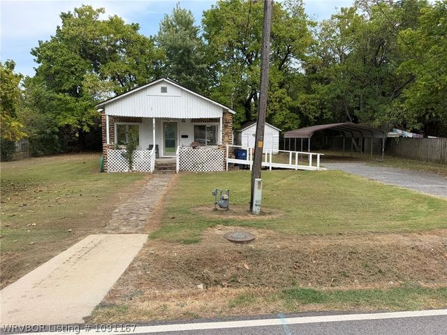 5123 S 24th Street, Fort Smith, AR 72901