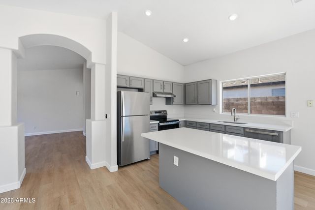 24837 N 40TH Avenue, Glendale, AZ 85310