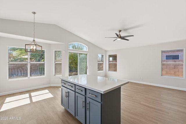 24837 N 40TH Avenue, Glendale, AZ 85310
