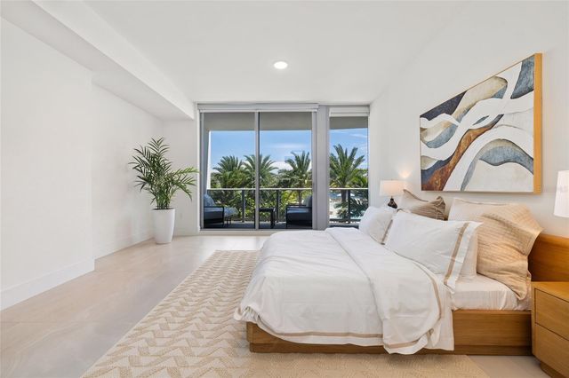 220 LAKE SHORE DRIVE 704, Lake Park, FL 33403