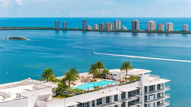 220 LAKE SHORE DRIVE 704, Lake Park, FL 33403