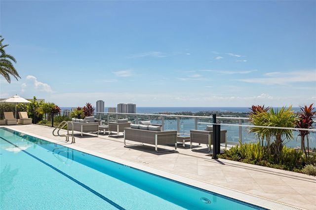 220 LAKE SHORE DRIVE 704, Lake Park, FL 33403