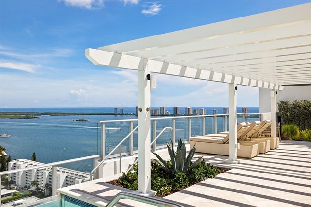 220 LAKE SHORE DRIVE 704, Lake Park, FL 33403