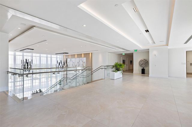 220 LAKE SHORE DRIVE 704, Lake Park, FL 33403
