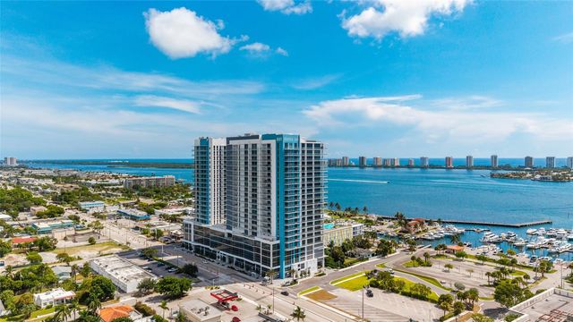 220 LAKE SHORE DRIVE 704, Lake Park, FL 33403