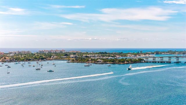 220 LAKE SHORE DRIVE 704, Lake Park, FL 33403