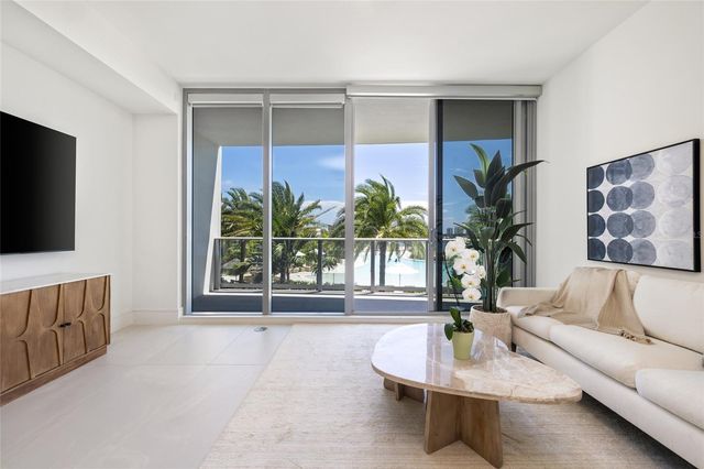 220 LAKE SHORE DRIVE 704, Lake Park, FL 33403