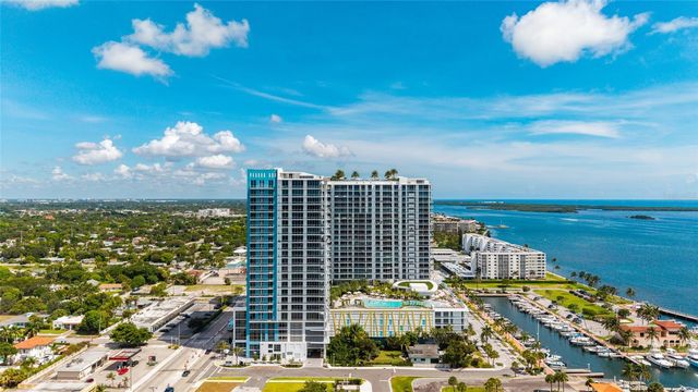 220 LAKE SHORE DRIVE 704, Lake Park, FL 33403