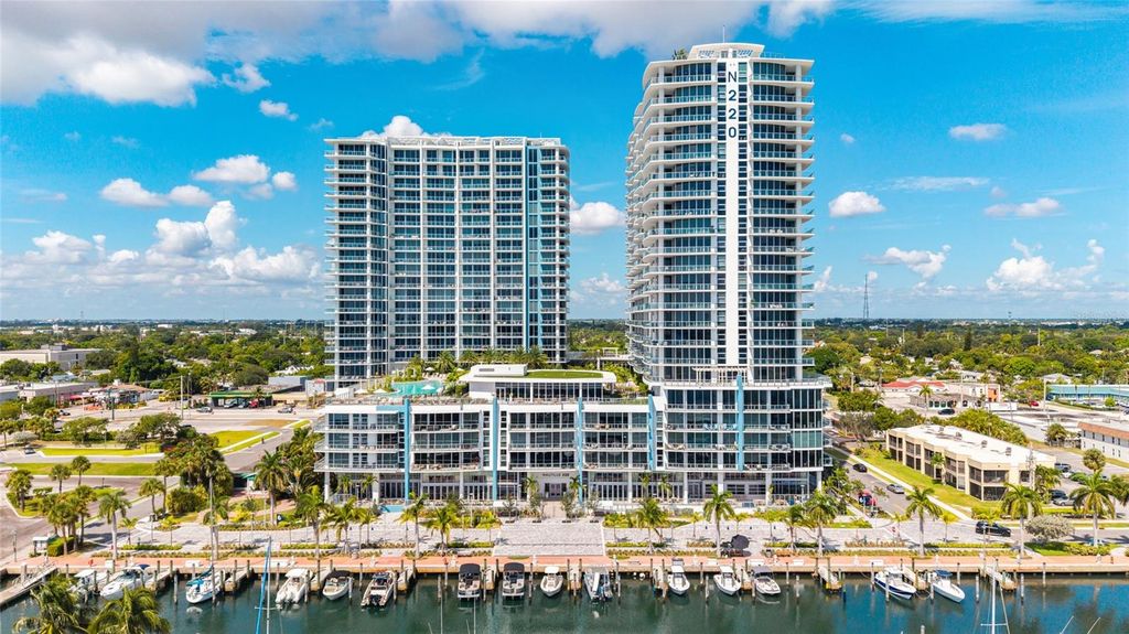 220 LAKE SHORE DRIVE 704, Lake Park, FL 33403