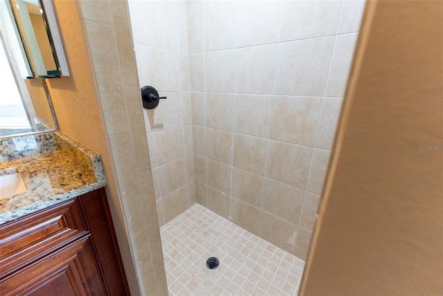 5665 NW 65TH PLACE, Ocala, FL 34482