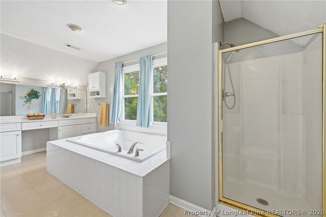190 Fox Run Lane, Autryville, NC 28318