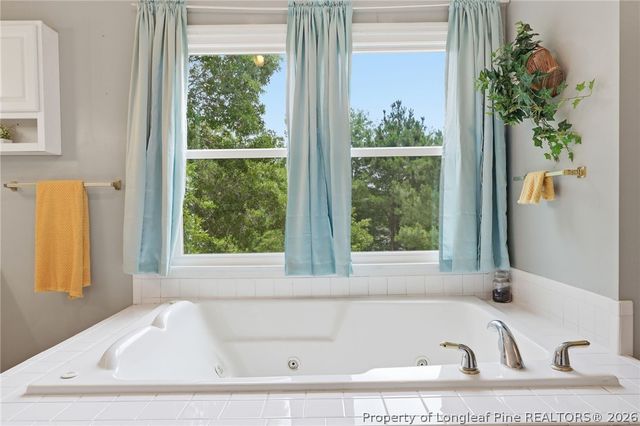 190 Fox Run Lane, Autryville, NC 28318