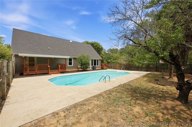 190 Fox Run Lane, Autryville, NC 28318