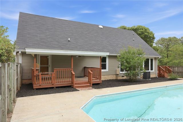 190 Fox Run Lane, Autryville, NC 28318
