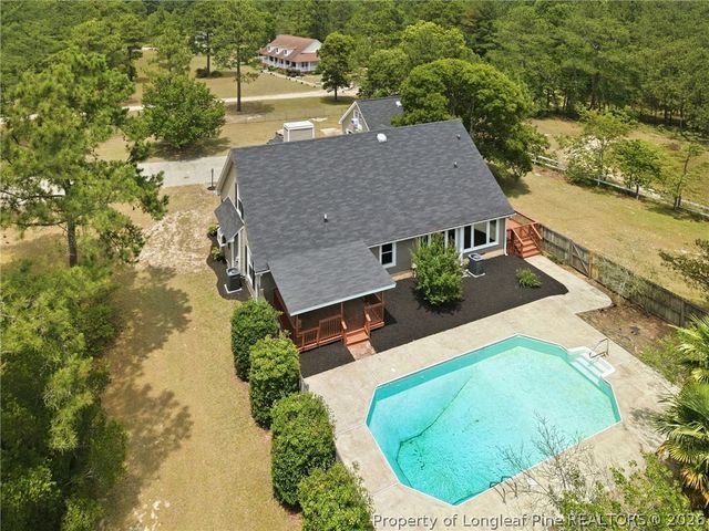 190 Fox Run Lane, Autryville, NC 28318