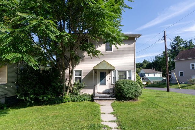 54 Boulevard, Kingston, NY 12401