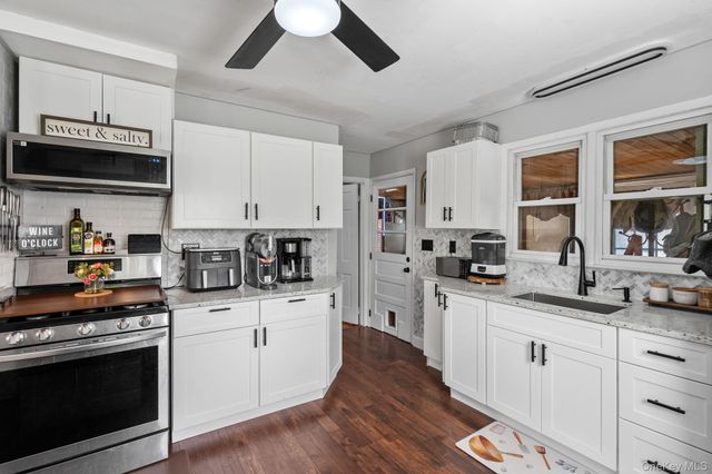 54 Boulevard, Kingston, NY 12401