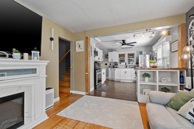 54 Boulevard, Kingston, NY 12401