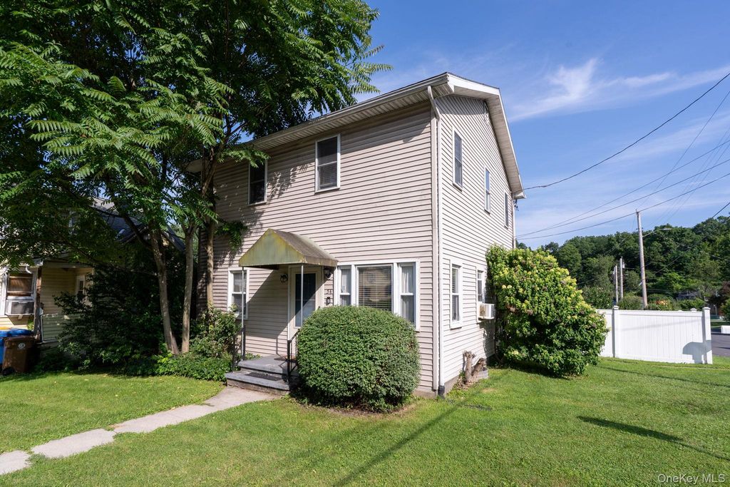 54 Boulevard, Kingston, NY 12401